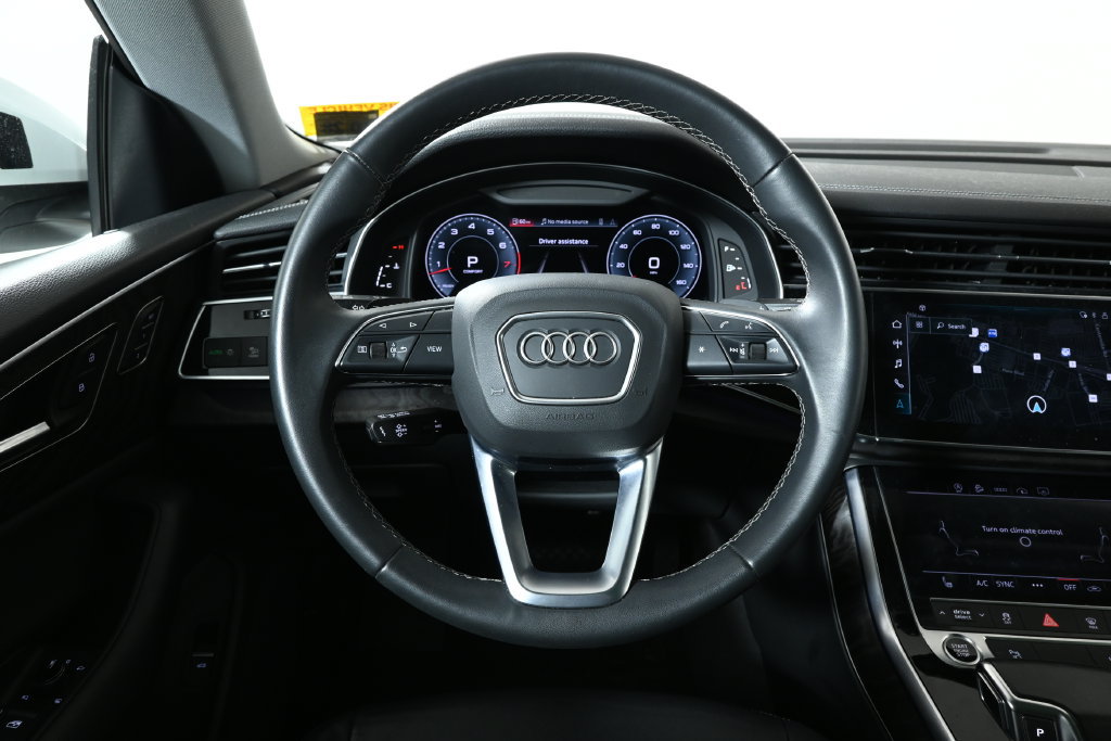 Used 2023 Audi Q8 Premium AWD/4WD image 17