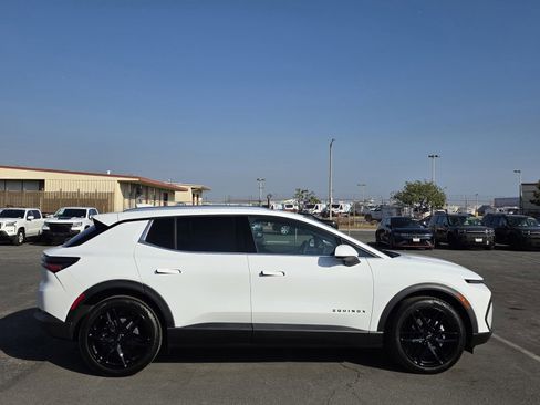 New 2026 Chevrolet Equinox EV LT w/ LPO, Blackout Package image 8