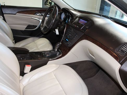 Used 2012 Buick Regal Leather FWD image 22