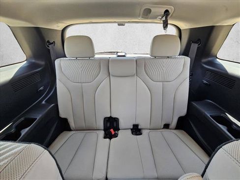 Used 2024 Hyundai Palisade Calligraphy FWD image 17