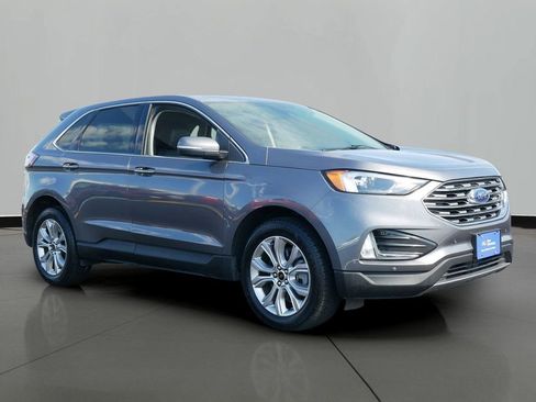 Certified 2024 Ford Edge Titanium image 4
