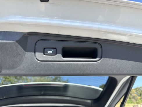 Used 2024 Honda Passport TrailSport image 12