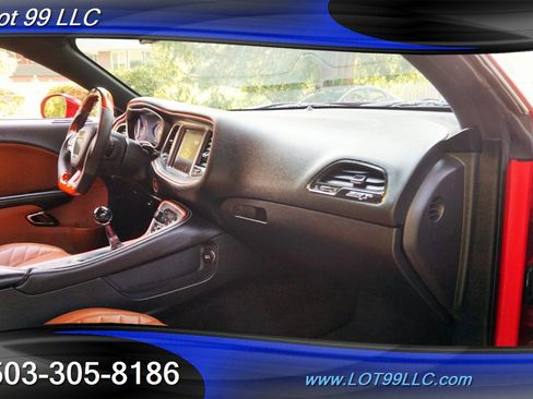 Used 2015 Dodge Challenger SRT Hellcat image 15