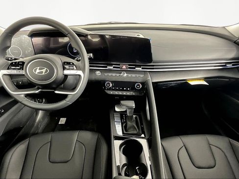 New 2026 Hyundai Elantra Limited FWD image 10