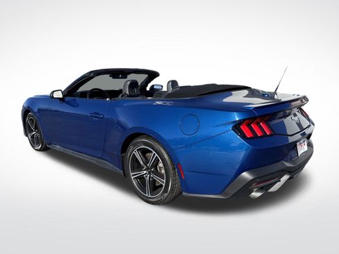 Used 2024 Ford Mustang Premium image 19