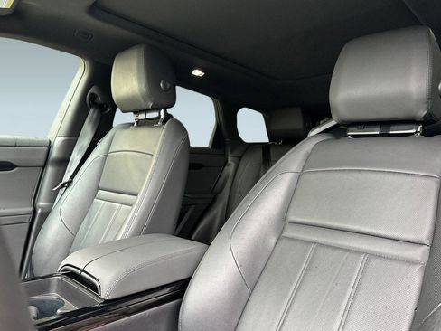 Used 2024 Land Rover Range Rover Evoque Dynamic SE image 25