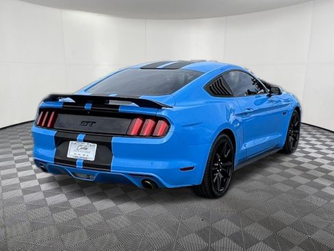 Used 2017 Ford Mustang GT w/ Black Accent Package RWD image 6
