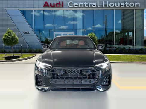 Used 2024 Audi Q8 Premium w/ Black Optic Package image 6