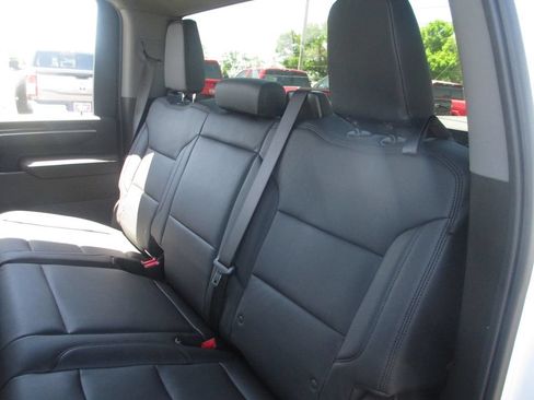 Certified 2026 GMC Sierra 3500 SLE w/ SLE Value Package AWD/4WD image 22