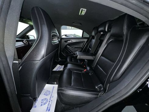 Used 2018 Mercedes-Benz CLA 250 4MATIC image 25