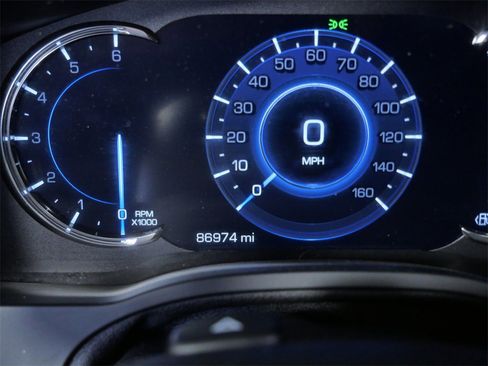 Used 2018 Cadillac Escalade ESV Luxury image 24