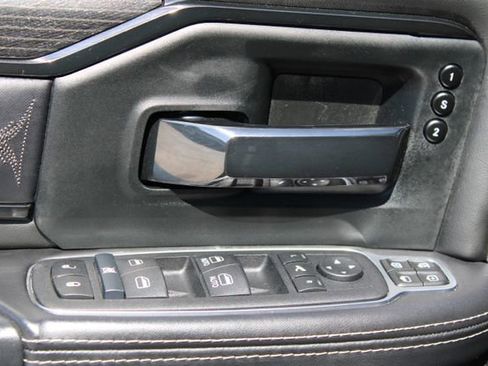 Used 2024 RAM 2500 Limited AWD/4WD image 21