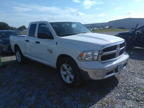 Used 2024 RAM 1500 Classic SLT AWD/4WD image 1