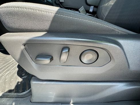 Used 2026 Chevrolet Silverado 1500 RST AWD/4WD image 18