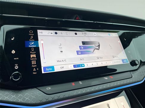 Used 2025 Jeep Wagoneer S Limited image 16