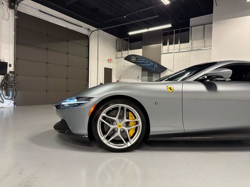 Used 2021 Ferrari Roma RWD image 3