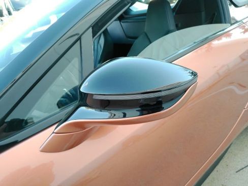 Used 2019 BMW i8 Roadster image 23