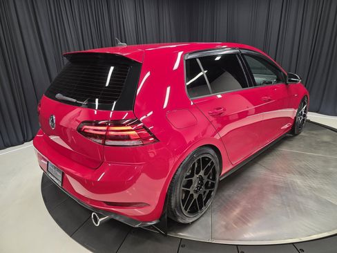 Used 2020 Volkswagen GTI SE image 55