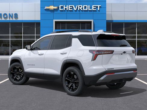 New 2026 Chevrolet Equinox LT w/ Convenience Package II image 4