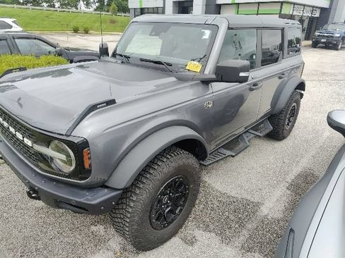 Used 2023 Ford Bronco Wildtrak AWD/4WD image 13