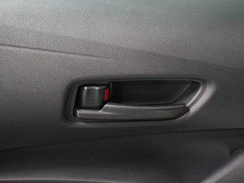 Certified 2025 Toyota Corolla LE image 29