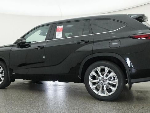 New 2026 Toyota Highlander Limited AWD/4WD image 20