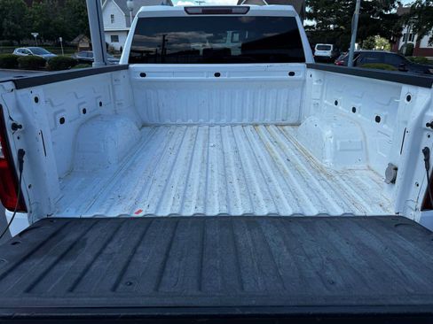 Used 2021 Chevrolet Silverado 1500 Custom AWD/4WD image 14