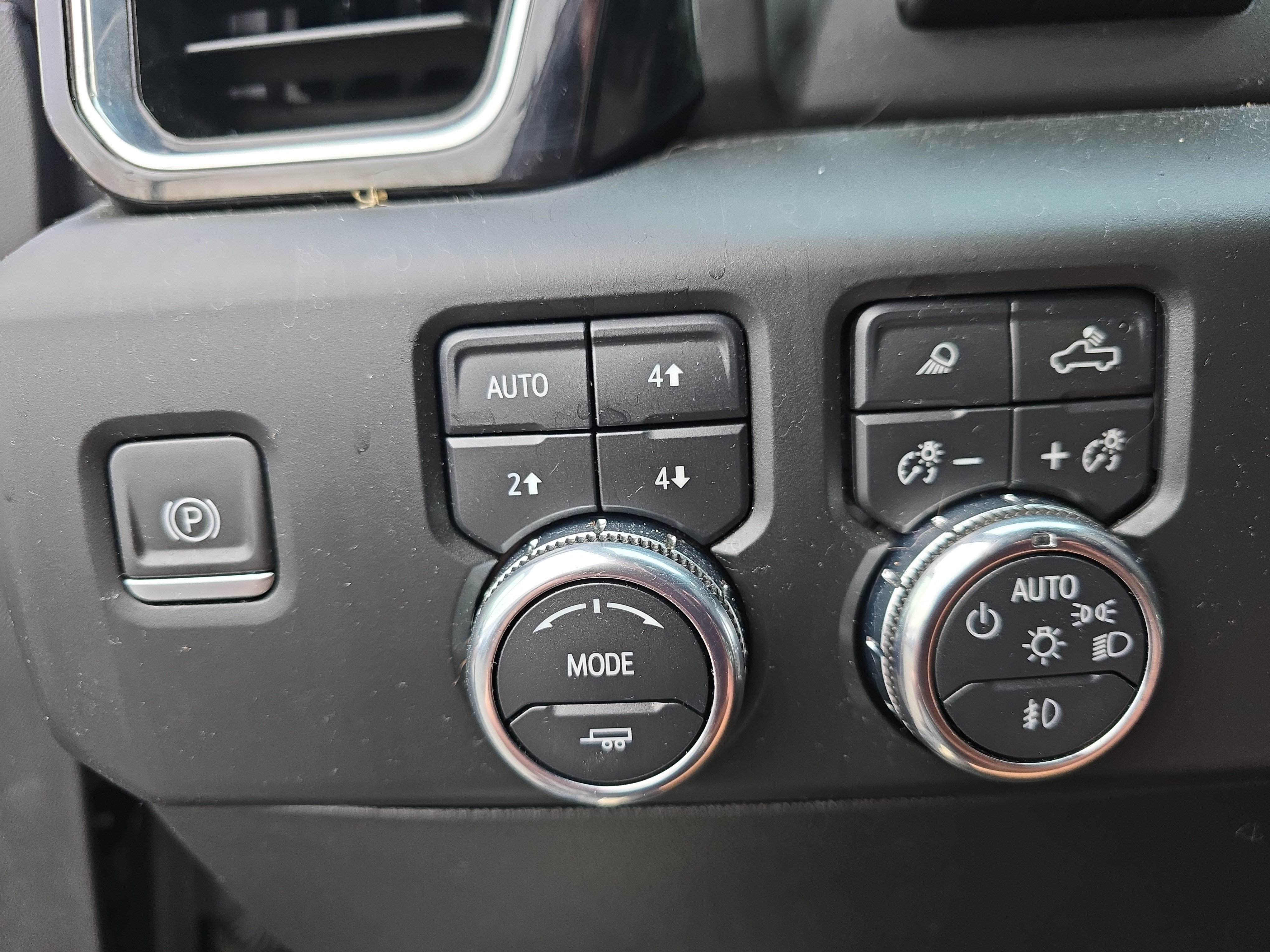 Used 2023 GMC Sierra 1500 Denali Ultimate AWD/4WD image 26