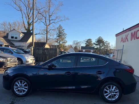 Used 2016 MAZDA MAZDA3 i Sport w/ Preferred Equipment Package image 3