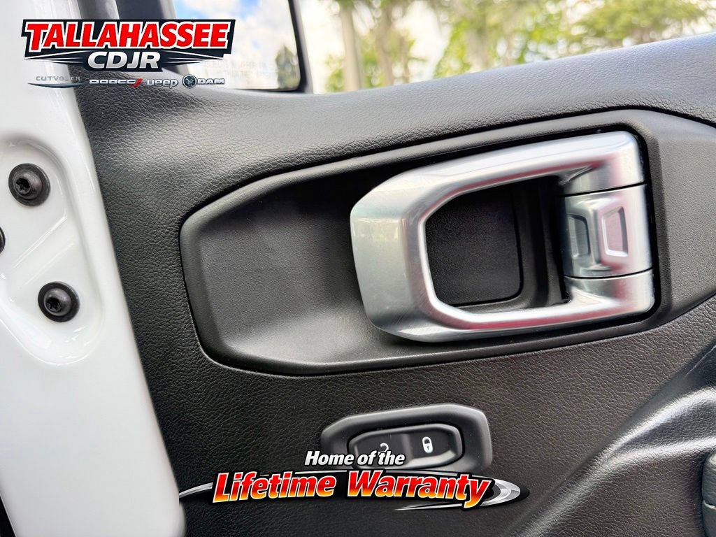 Used 2022 Jeep Wrangler Sport AWD/4WD image 30