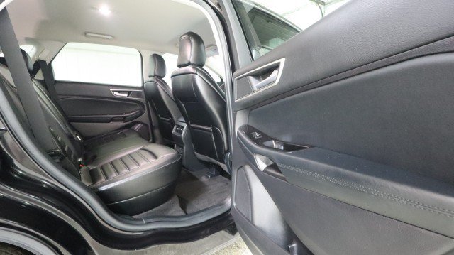 Used 2020 Ford Edge SEL w/ Convenience Package AWD/4WD image 11