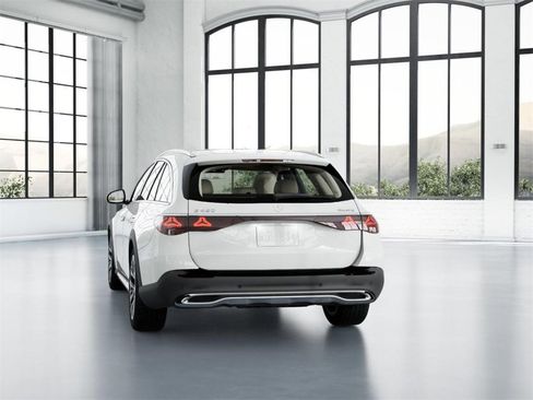 New 2025 Mercedes-Benz E 450 4MATIC All-Terrain Wagon image 26