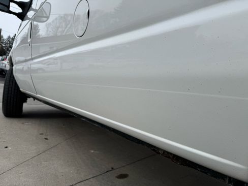 Used 2012 Ford E-250 and Econoline 250 w/ Insulation Pkg image 17