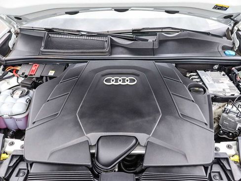 Used 2023 Audi Q8 Premium w/ Convenience Package AWD/4WD image 27