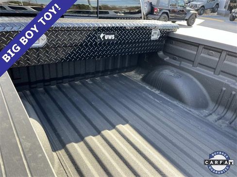 Used 2022 Chevrolet Colorado ZR2 w/ Colorado ZR2 Bison Edition image 12