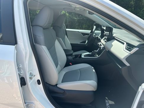 Used 2025 Toyota RAV4 XLE Premium w/ Weather Package FWD image 23