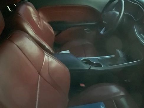 Used 2016 Dodge Challenger SXT Plus RWD image 3