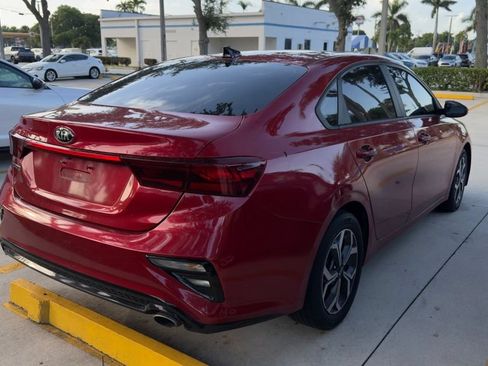 Used 2021 Kia Forte LXS FWD image 6