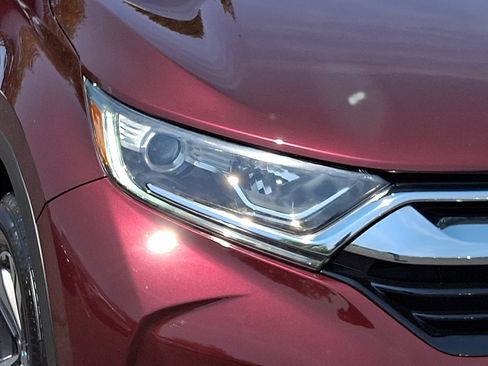 Used 2017 Honda CR-V LX image 9