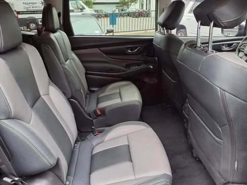 Used 2025 Subaru Ascent Onyx Edition image 7