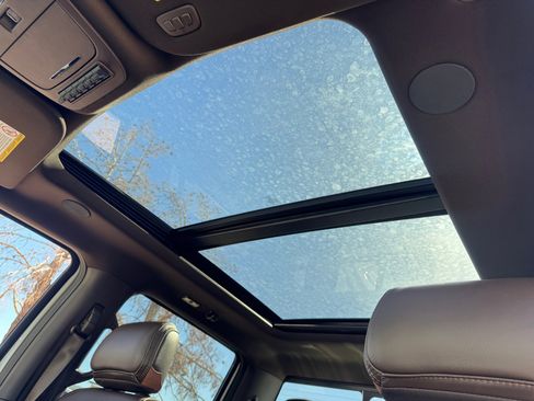 New 2025 Ford F250 King Ranch w/ Chrome Package image 33