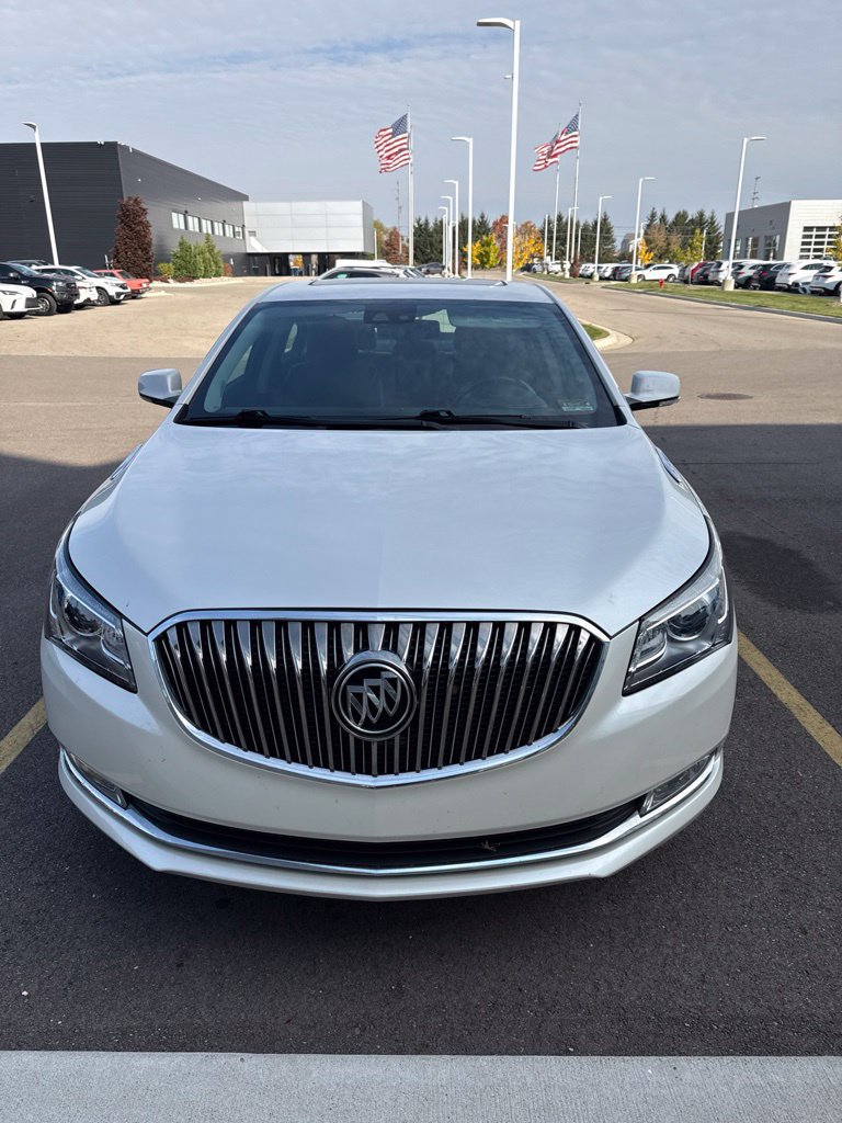 Used 2014 Buick LaCrosse Leather w/ Driver Confidence Package AWD/4WD image 2