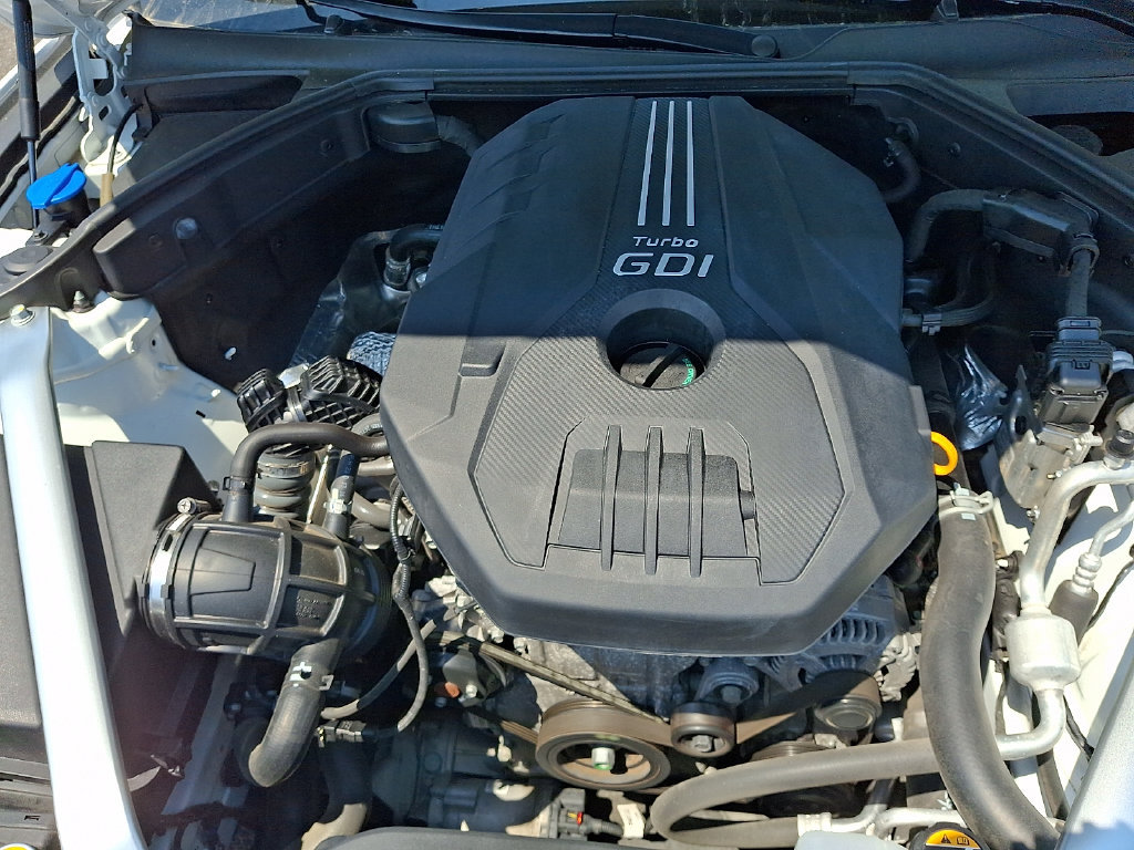 Used 2023 Genesis G70 2.0T AWD/4WD image 30