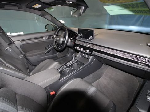 Used 2023 Honda Civic Sport image 21