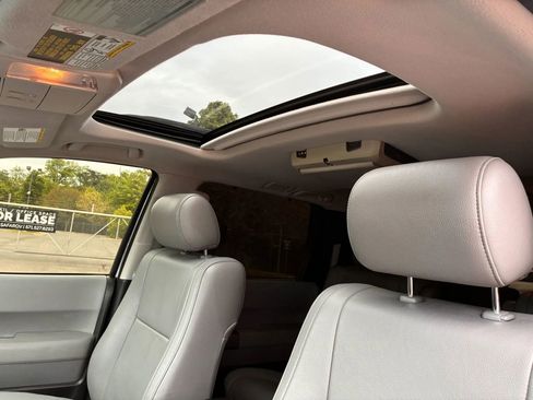 Used 2010 Toyota Sequoia Limited AWD/4WD image 34