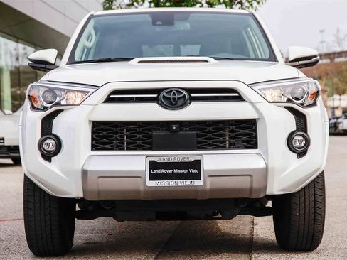Used 2023 Toyota 4Runner TRD Off-Road Premium image 2