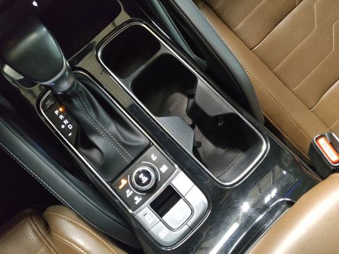 Used 2022 Kia Telluride SX w/ SX Prestige Package AWD/4WD image 26