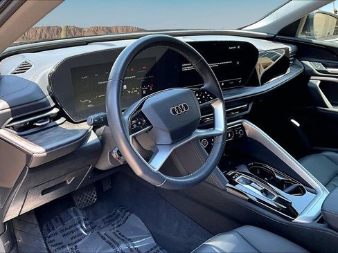 Used 2025 Audi Q5 Premium w/ Convenience Package AWD/4WD image 14
