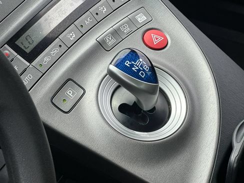 Used 2014 Toyota Prius Four FWD image 18