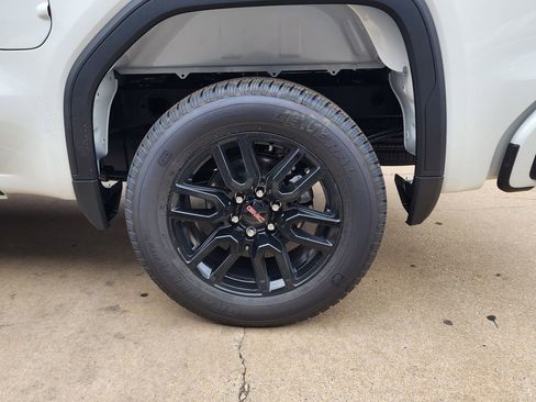 New 2026 GMC Sierra 1500 Elevation image 52